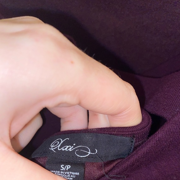 Purple cross back bodycon dress with 3/4 sleeves - Picture 3 of 3